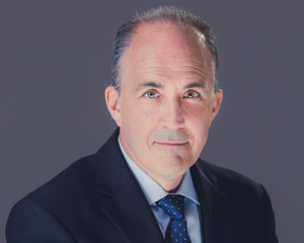Vincent Alvarez 